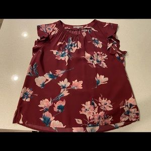 Daniel Rainn Petite Silk Short Sleeve Flutter Sleeve Blouse